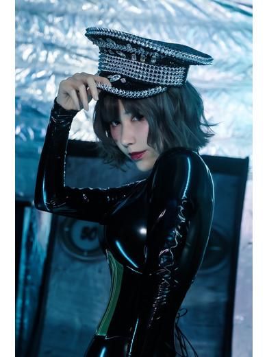 女王様 中島みいろ